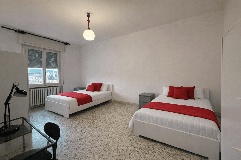 Shared room in Florence