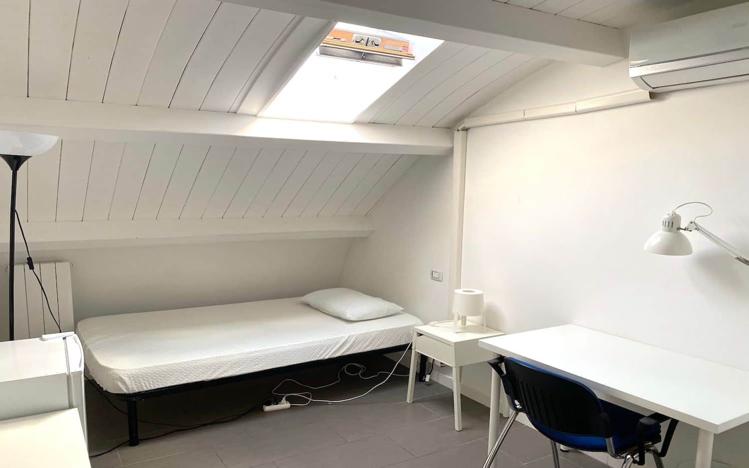 Room in Rome