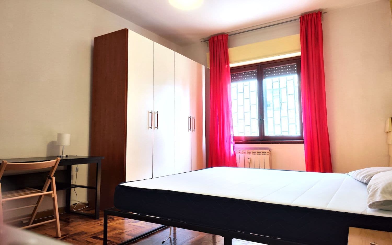 Private room in Rome photo 3