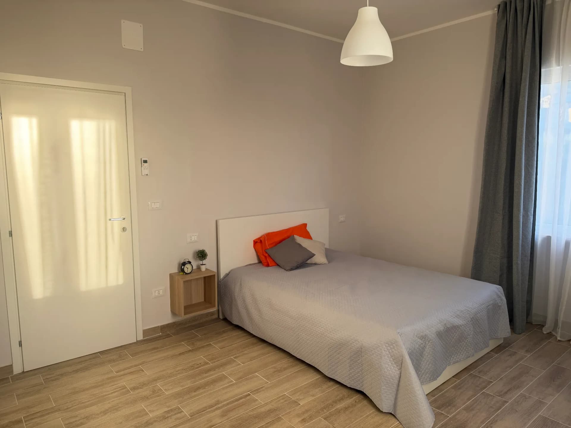 Room 9