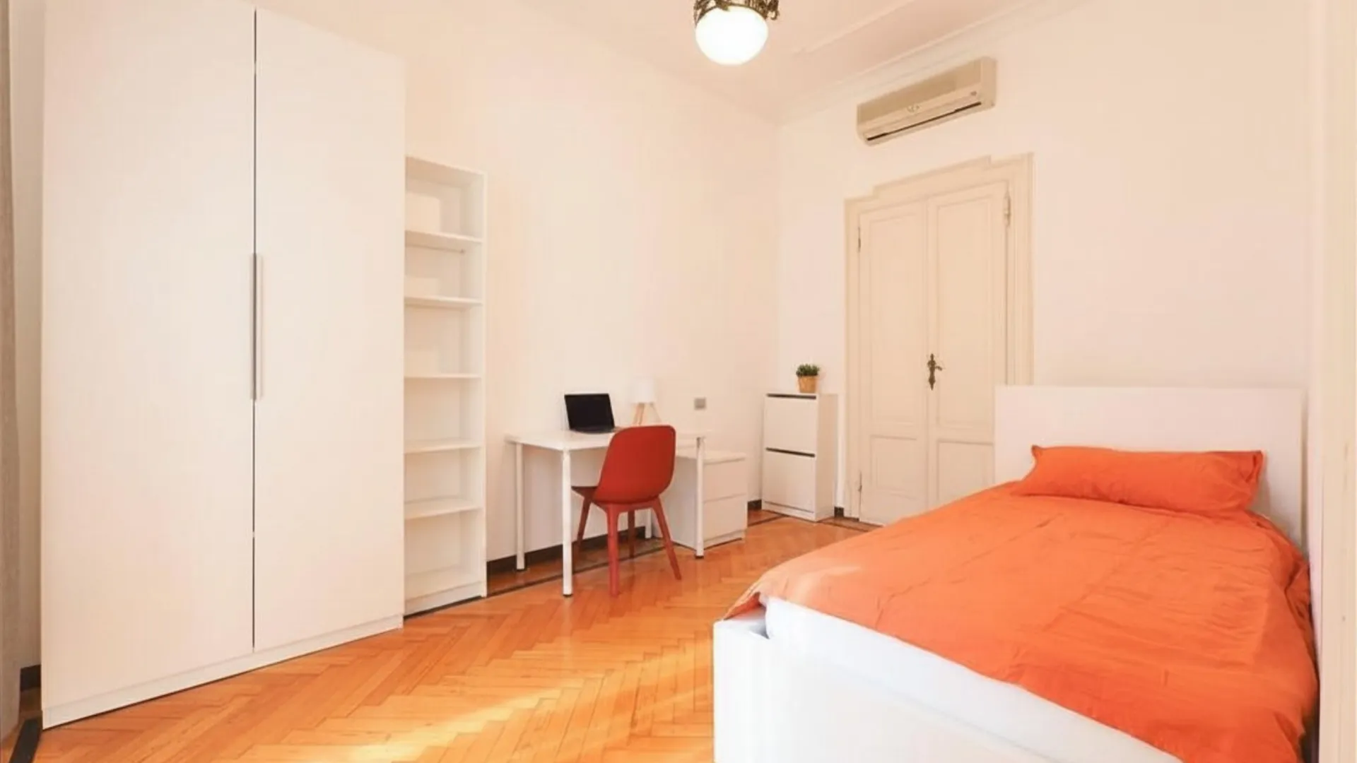 Stanza privata a Milan
