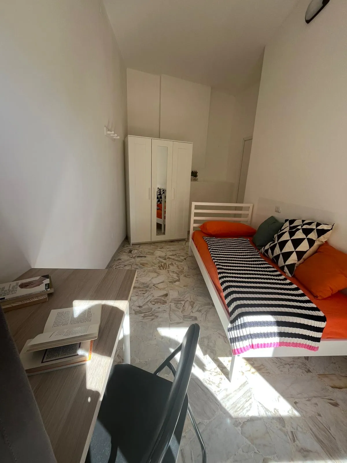 Stanza privata a Cagliari