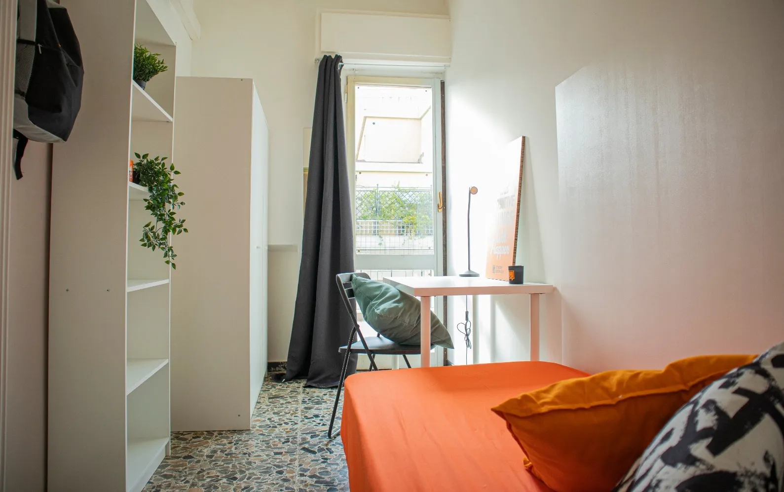Stanza privata a Cagliari