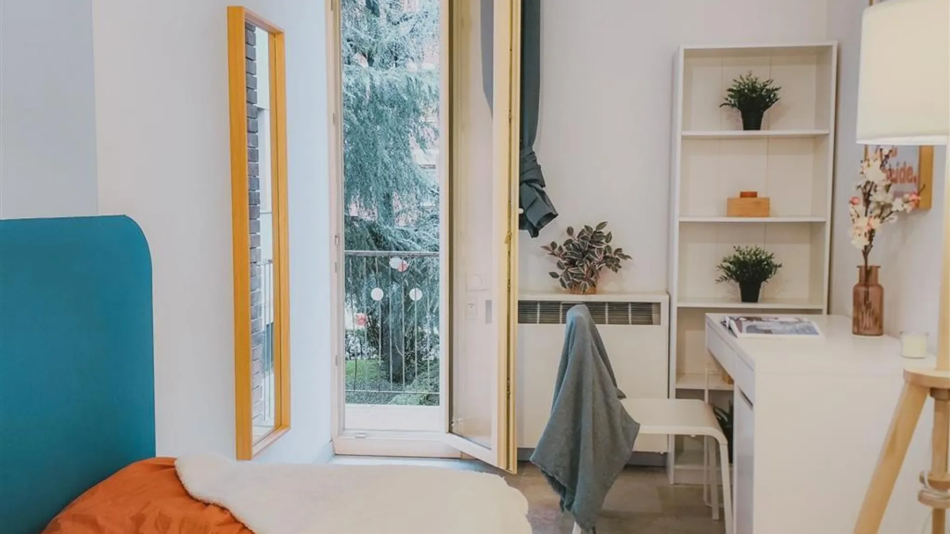 Private room in Bologna