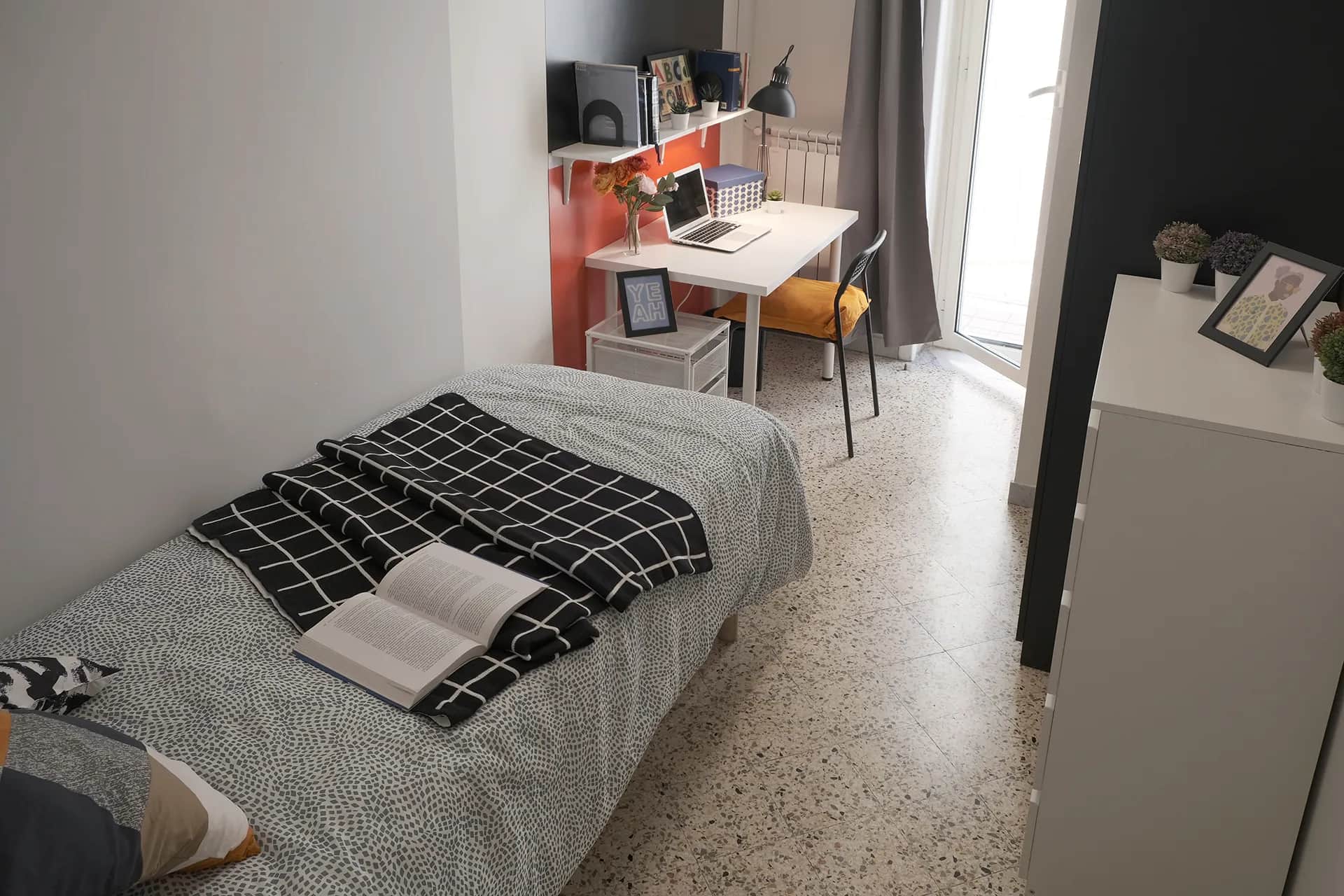 Room in Naples