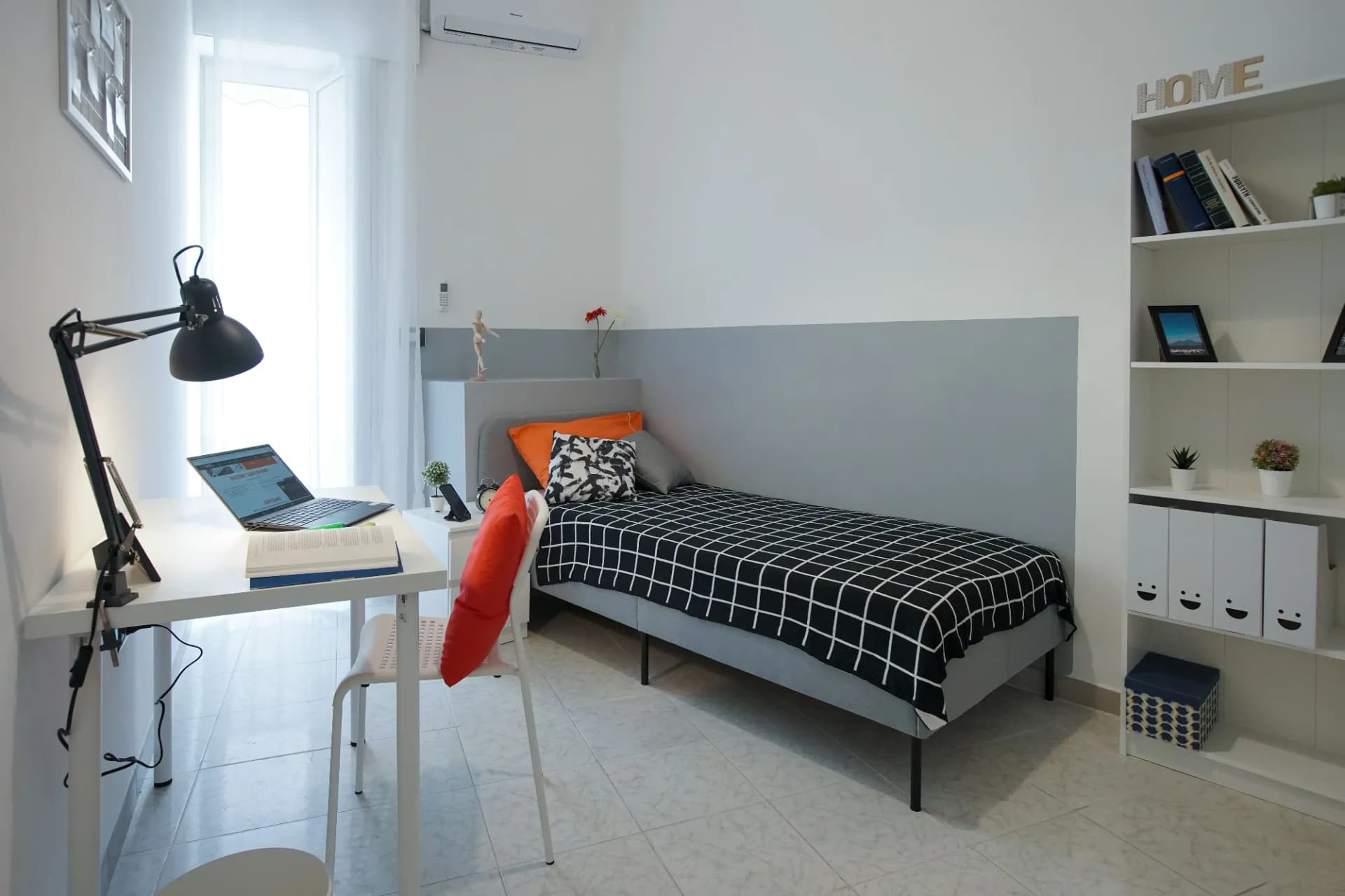 Stanza privata a Naples