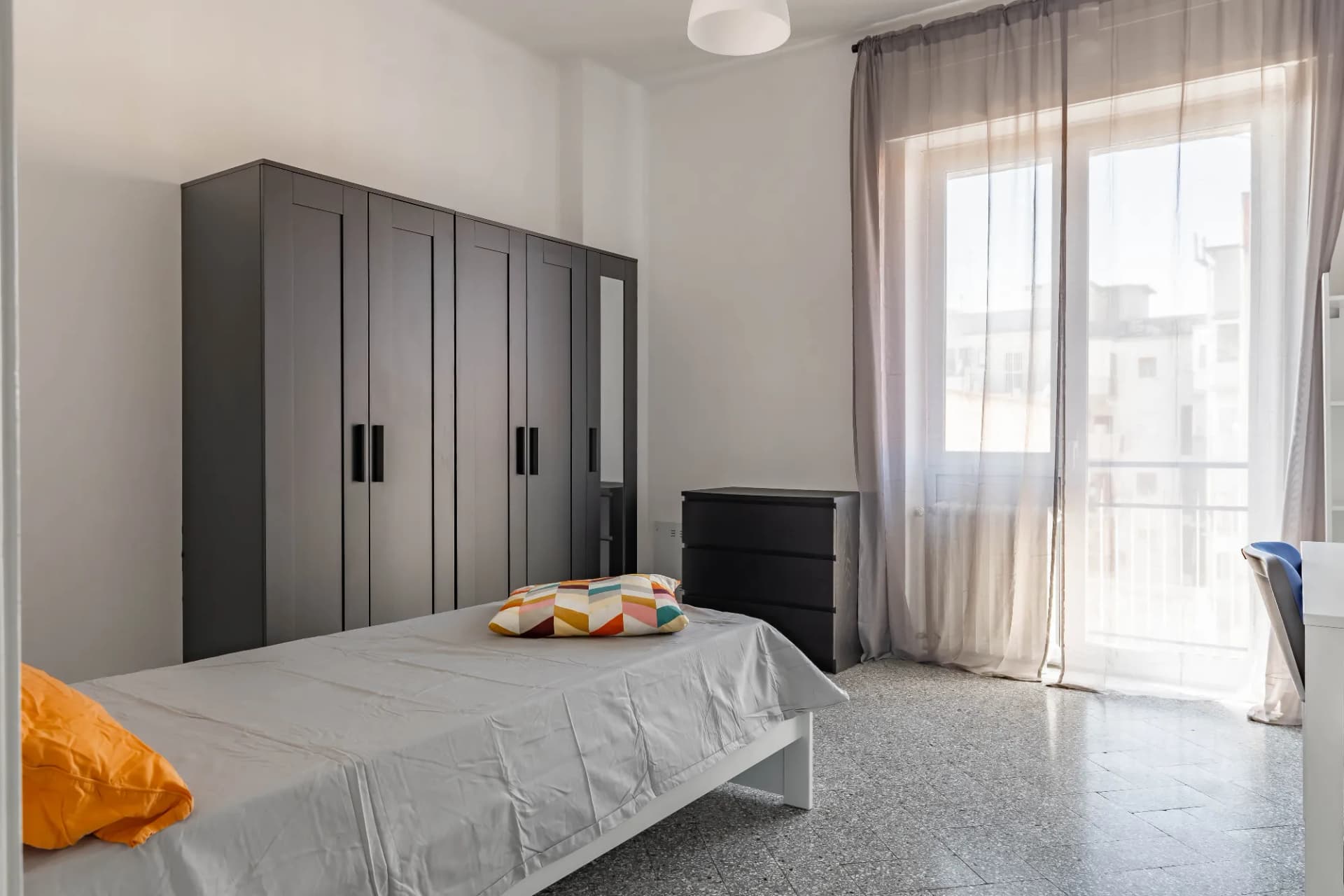 Stanza privata a Bari