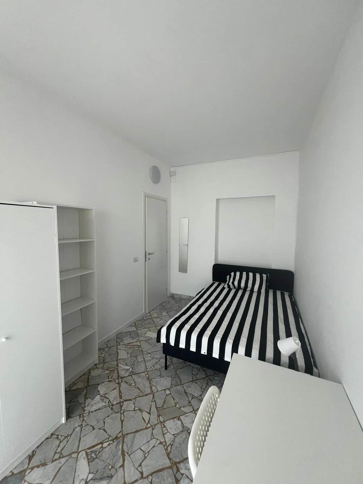 Room in Bari