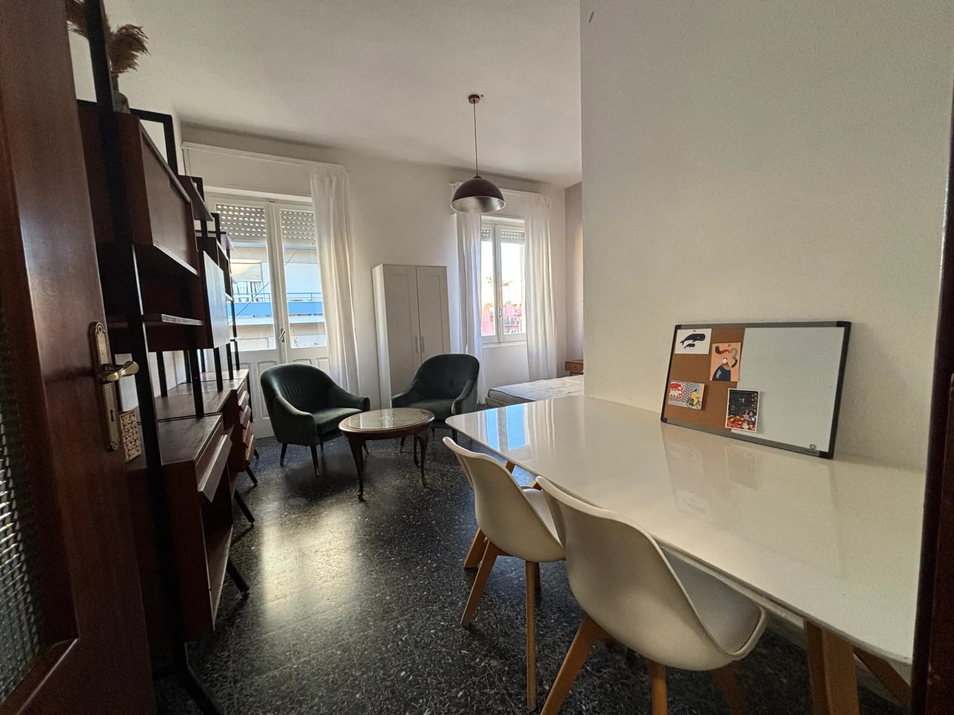 Stanza privata a Cagliari