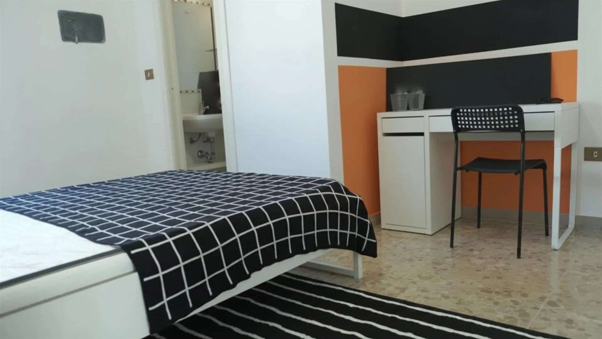 Stanza privata a Sassari